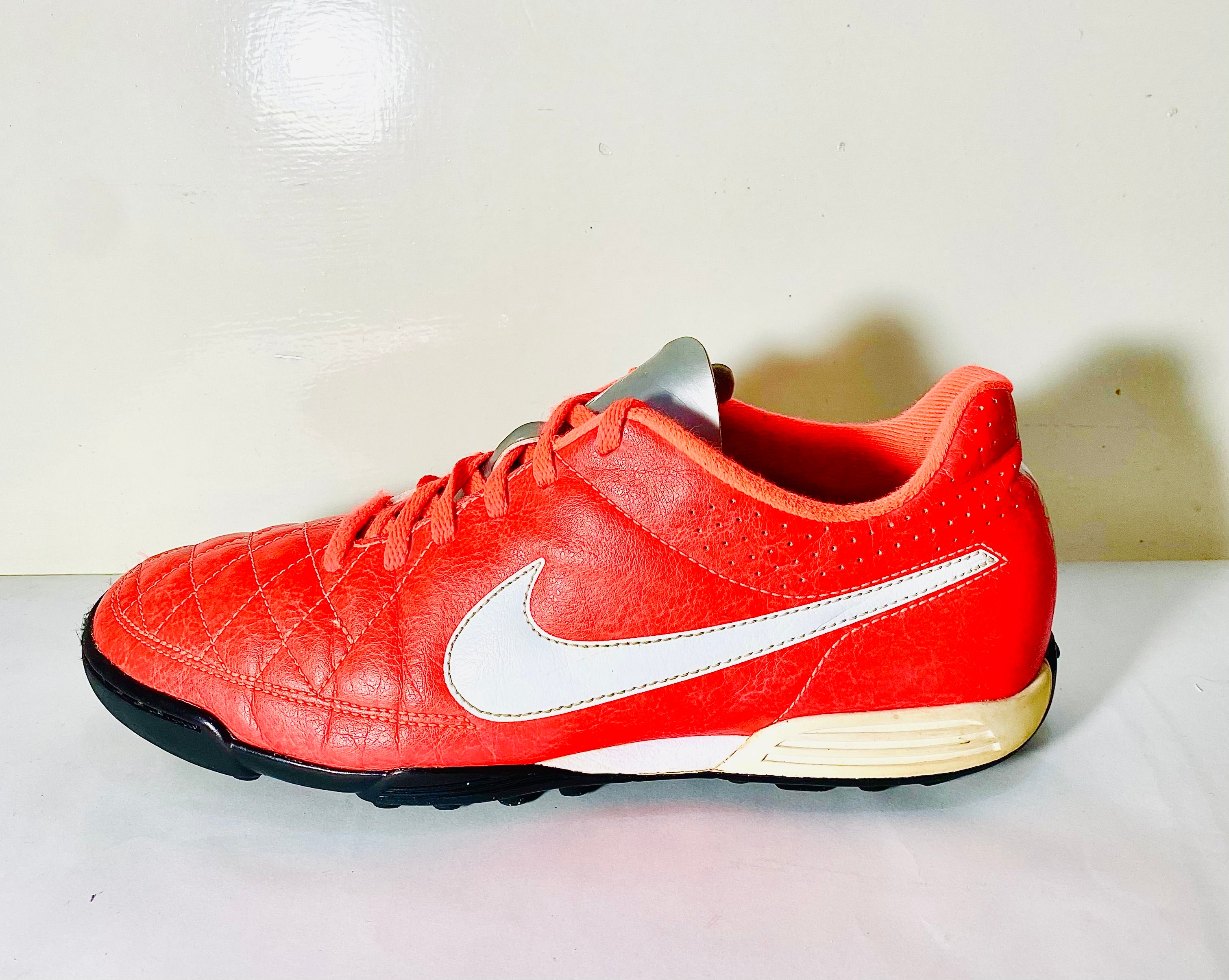 NIKE TIEMPO RIO II